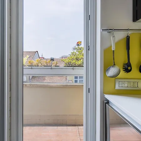 Glamorous Terrace Excl 3bdr A 300mt Da Milano