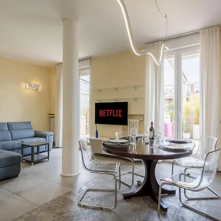 Glamorous Terrace Excl 3bdr A 300mt Da Milano