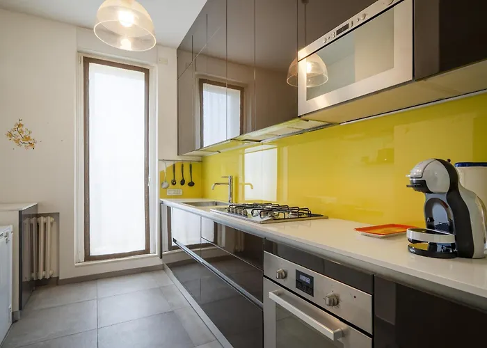 Glamorous Terrace Excl 3bdr A 300mt Da 밀라노